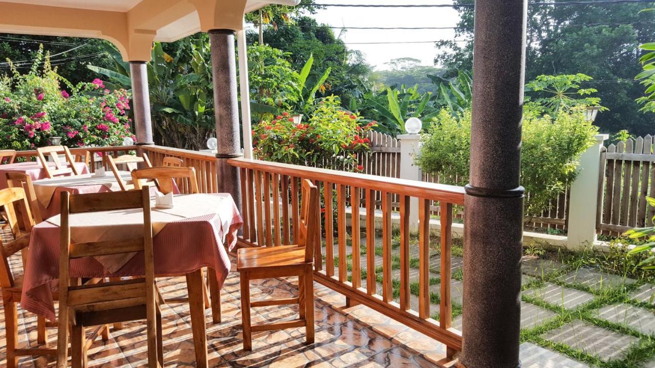 Bernique Guesthouse La Digue Exterior foto
